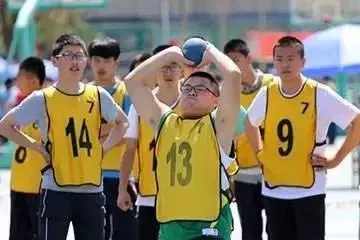 如何通过心理辅导提升篮球主力的比赛状态_0